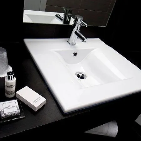Primavera Perfume Hotel