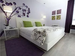 Hotel Primavera Perfume