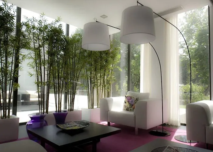 Hotel Primavera Perfume 3*