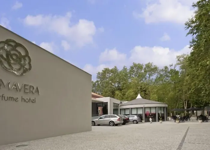 Hotel Primavera Perfume