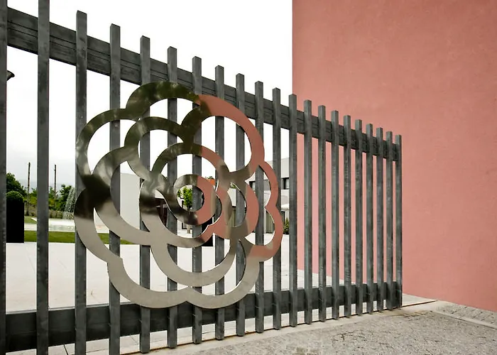 Hotel Primavera Perfume