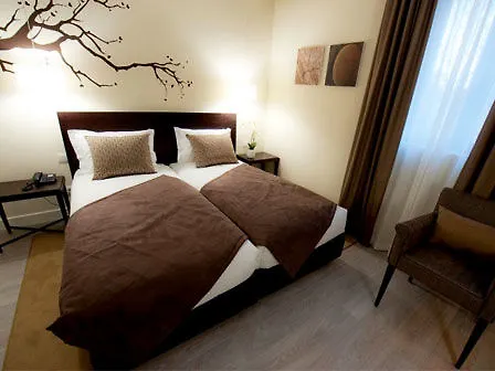 Primavera Perfume 3* فيداغو